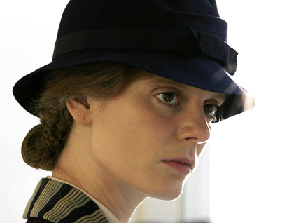 Emilia Fox as Sylvia Brown .