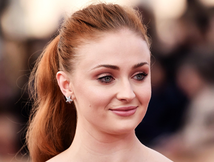 Sophie Turner #SophieTurner #BritishActressBlog #Celebrity #Actress #Model #Entertainment #movie #Star #Hollywood #Film #British |British Actress Blog|Sophie Turner|Celebrity|Game of Thrones|GoT|Sansa Stark|