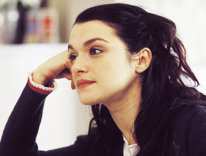 Rachel Weisz as Evelyn Ann Thompson .